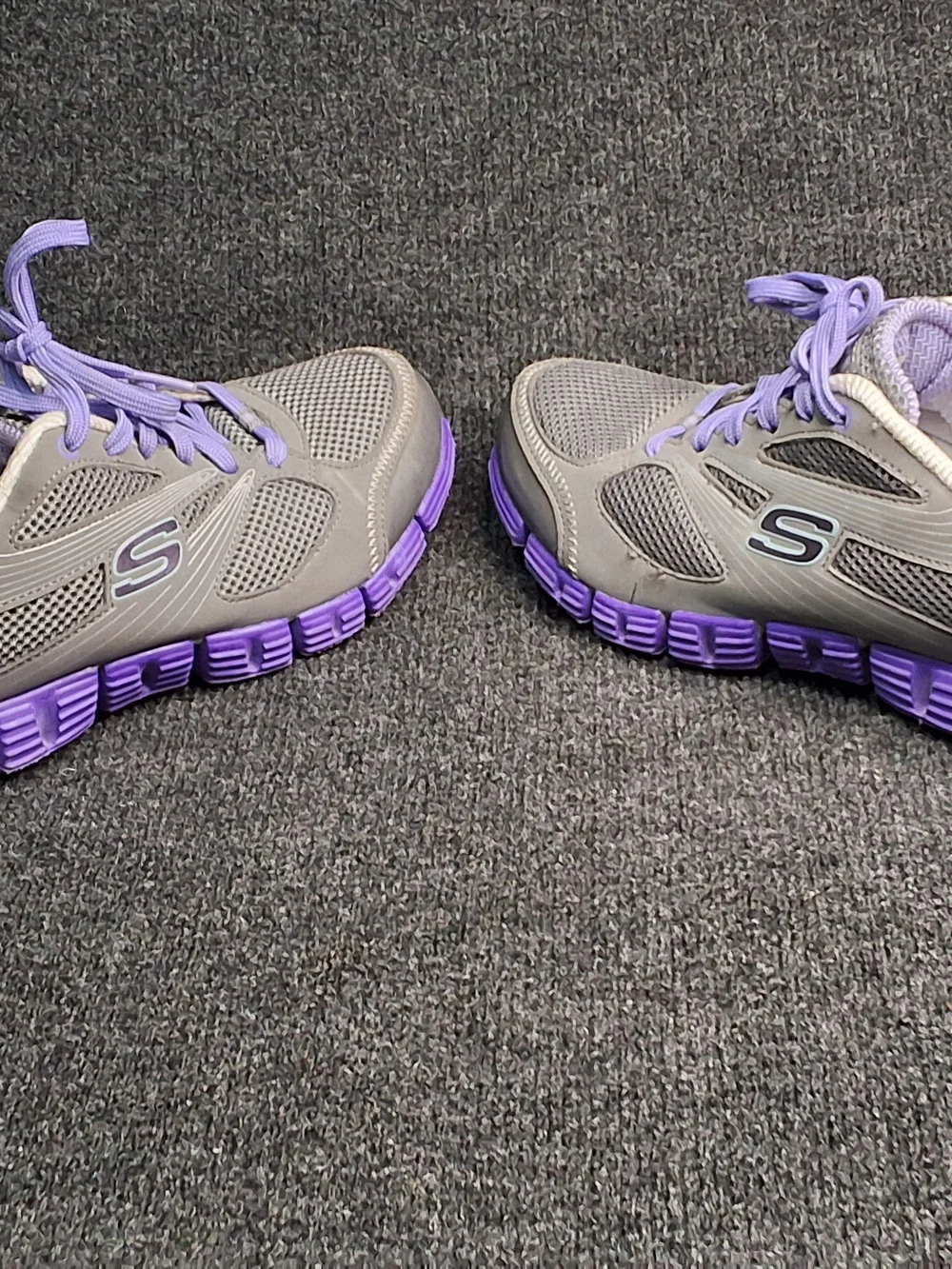Skechers lightweight sport